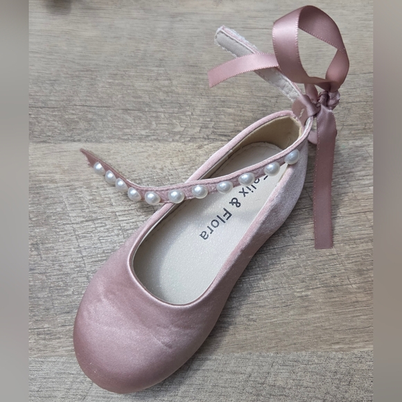 Baby Girl Formal Shoe - Picture 2 of 6
